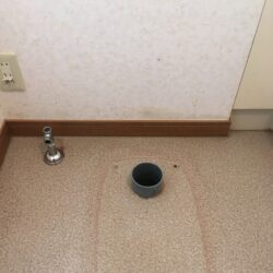 オノヤ 福島リフォームショールーム ブログ「トイレ工事。交換時はお客様も興味津々」