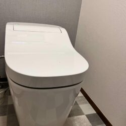 オノヤ 須賀川リフォームショールーム ブログ「須賀川市　トイレ交換工事～タンクレスですっきりしたデザインに～」