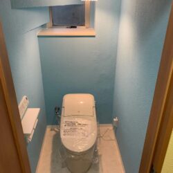 オノヤ 仙台南リフォームショールーム ブログ「仙台市太白区でトロピカルカラーのトイレ工事」